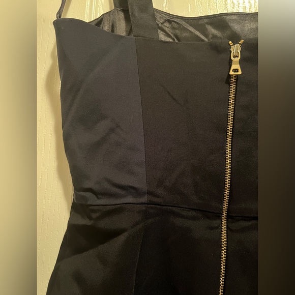 French Connection new without tags navy & black dress - Size 4 - Picture 8 of 8